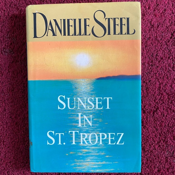 Sunset in St. Tropez Book - Picture 1 of 3